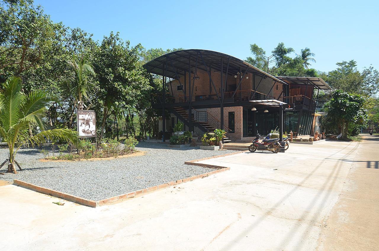 Joe'S Corner Kohmak Hotel Koh Mak Exterior photo